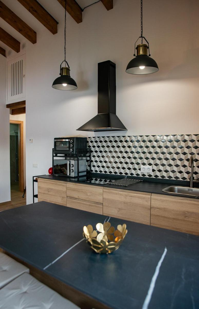 Apartamentos Montes Vindios Onís Екстериор снимка