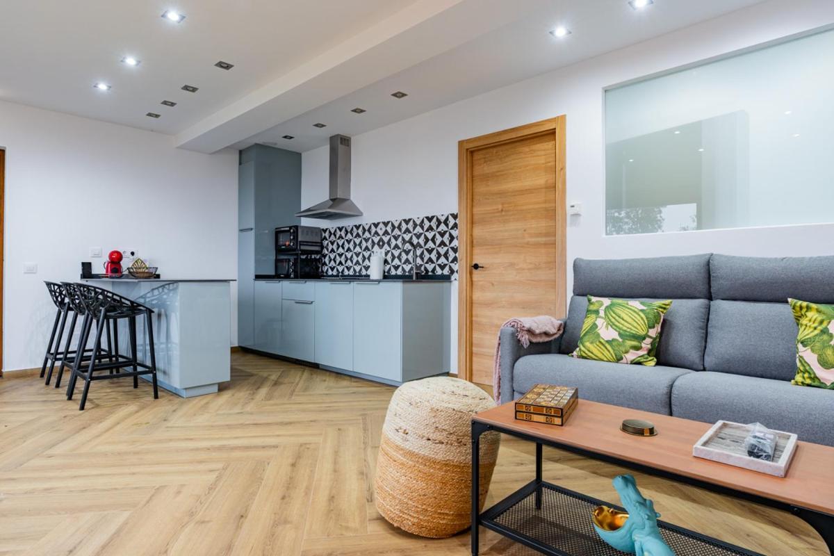 Apartamentos Montes Vindios Onís Екстериор снимка