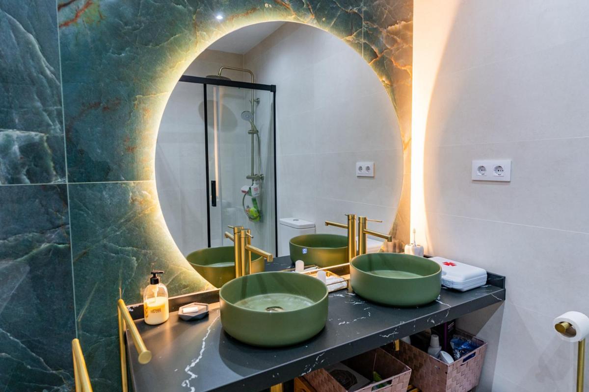 Apartamentos Montes Vindios Onís Екстериор снимка