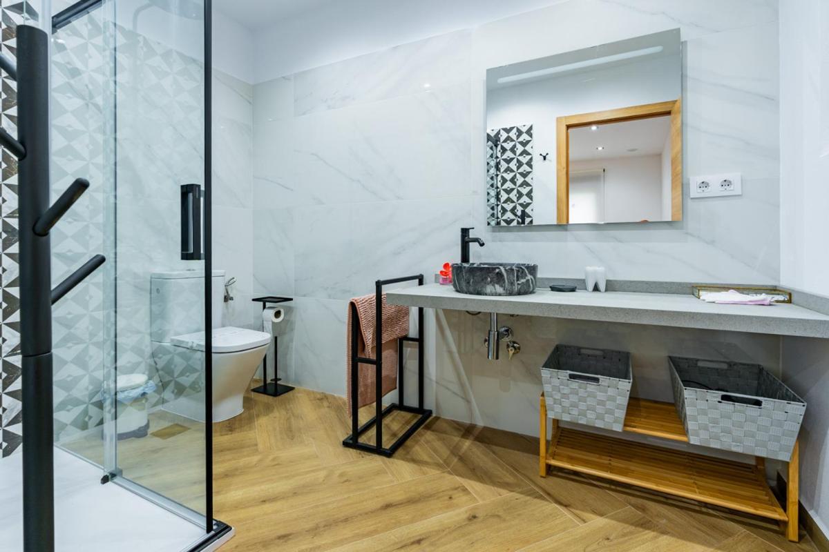 Apartamentos Montes Vindios Onís Екстериор снимка