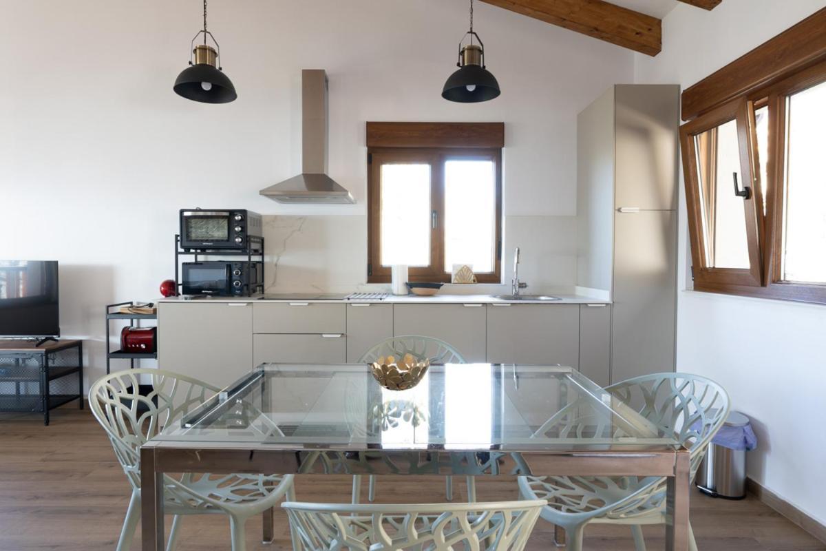 Apartamentos Montes Vindios Onís Екстериор снимка