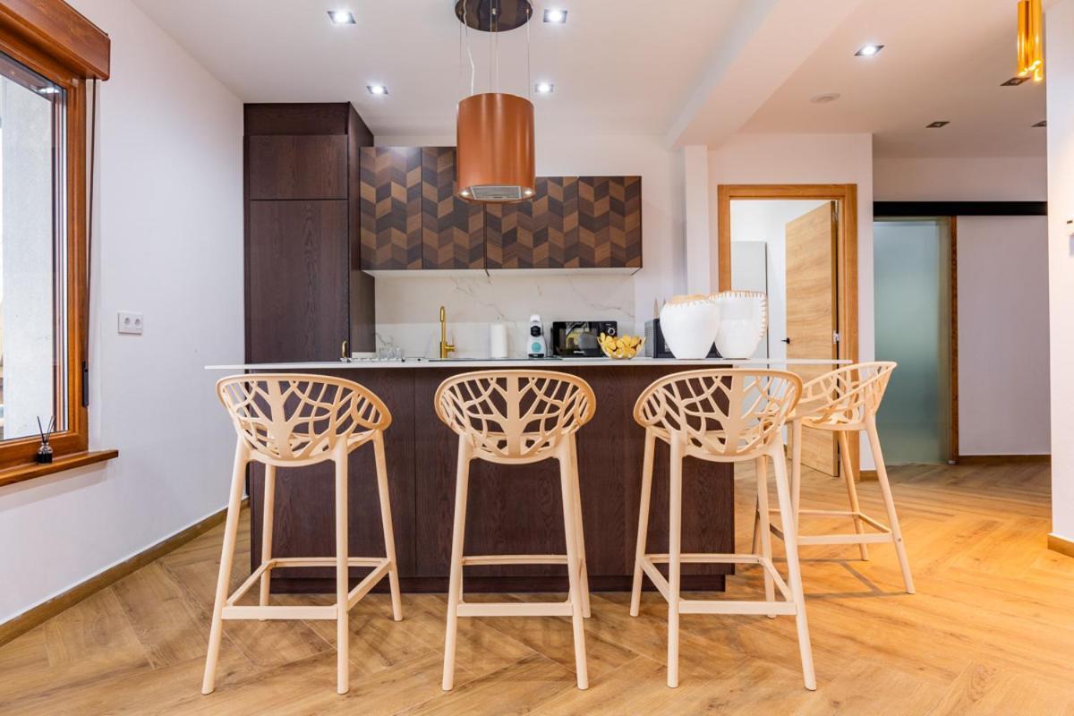 Apartamentos Montes Vindios Onís Екстериор снимка